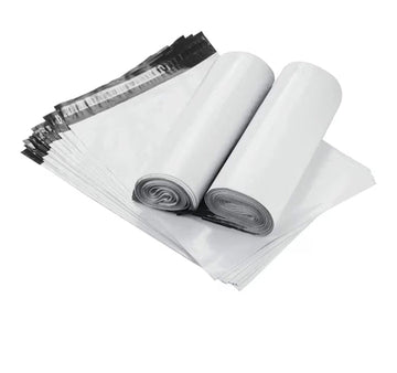 Premium 350 GSM brushed fleece fabric for heavyweight hoodies.